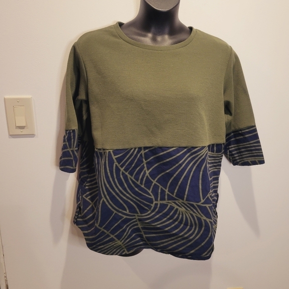 Cos size m green/blue pri t mixed Media top - Picture 1 of 6